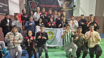 Manisalı muaythai sporcularından madalya yağmuru