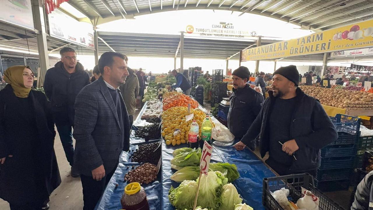 Turgutlu Pazarı'nda Ekonomik İsyan: Borç Borçla Dönmüyor