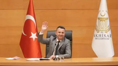 Akhisar’da Asfalt Rekoru ve Pazar Yeri Müjdesi