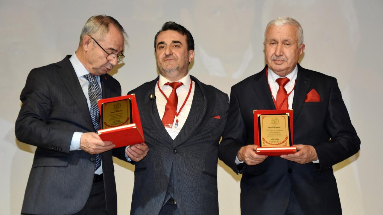 Aşçı Mehmet Abi’den Duygusal Veda: Hakkınızı Helal Edin