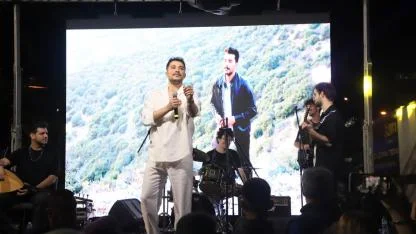 Erhan Güler Ekrem Gürel Kültür Merkezi’nde sahnede