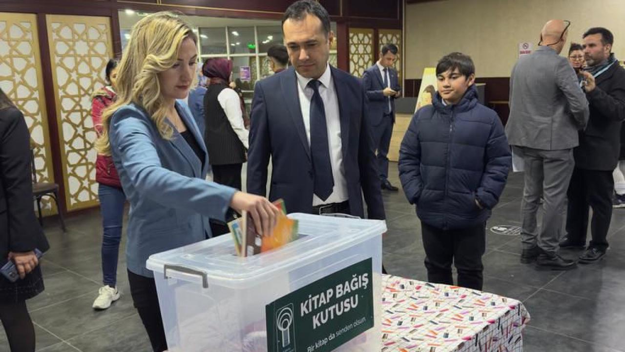 Manisa’da Kültür Sanat ve Edebiyat Ödülleri Verildi