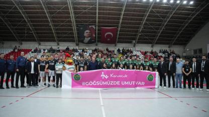 Potanın Devleri Durdurulamıyor: Akhisar Farklı Kazandı