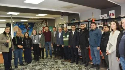 Yeşilay Manisa’dan Gazetecilere ‘Bağımsızlık Yılı’ Mesajı