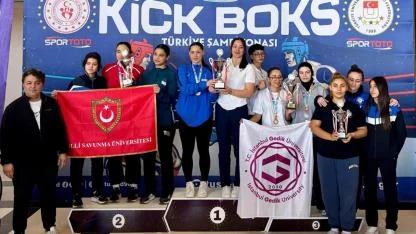 MCBÜ’den Üniversiteler Kick Boks Şampiyonasında Zafer