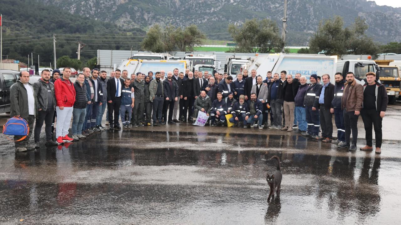 Şehzadeler’de Sabah Mesaisi Emekçi Sofrasında Başladı
