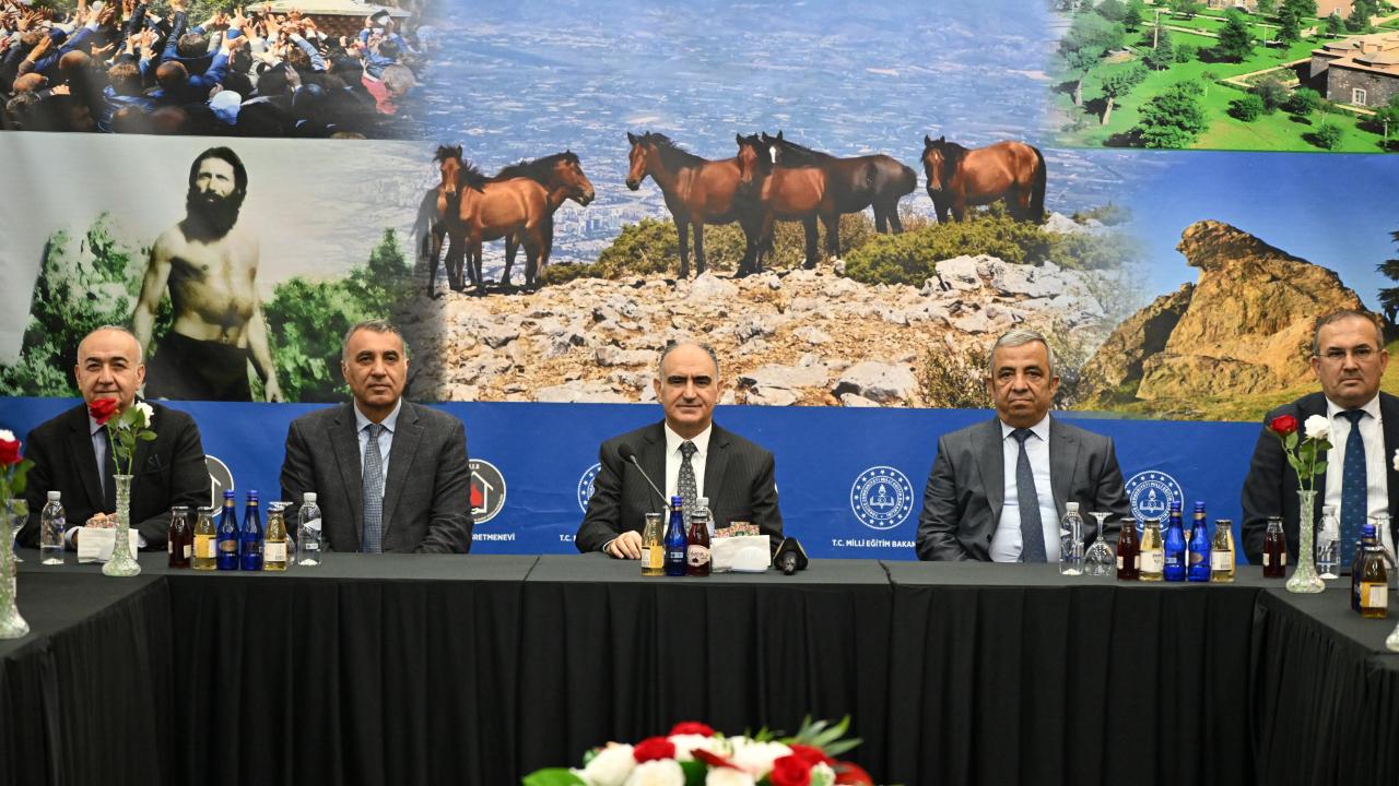 Vali Özkan Manisa’nın 2026 yol haritasını belirledi