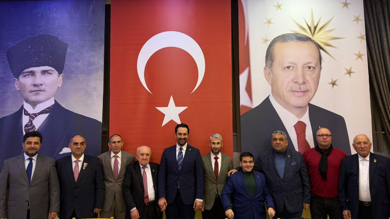 Arınç, Şehit Aileleri ve Gazilerle İftarda