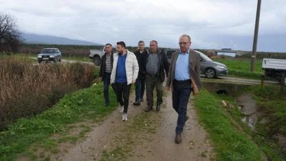 Başkan Çetin Akın’dan Sinirli Mahallesi’nde Hizmet Mesaisi