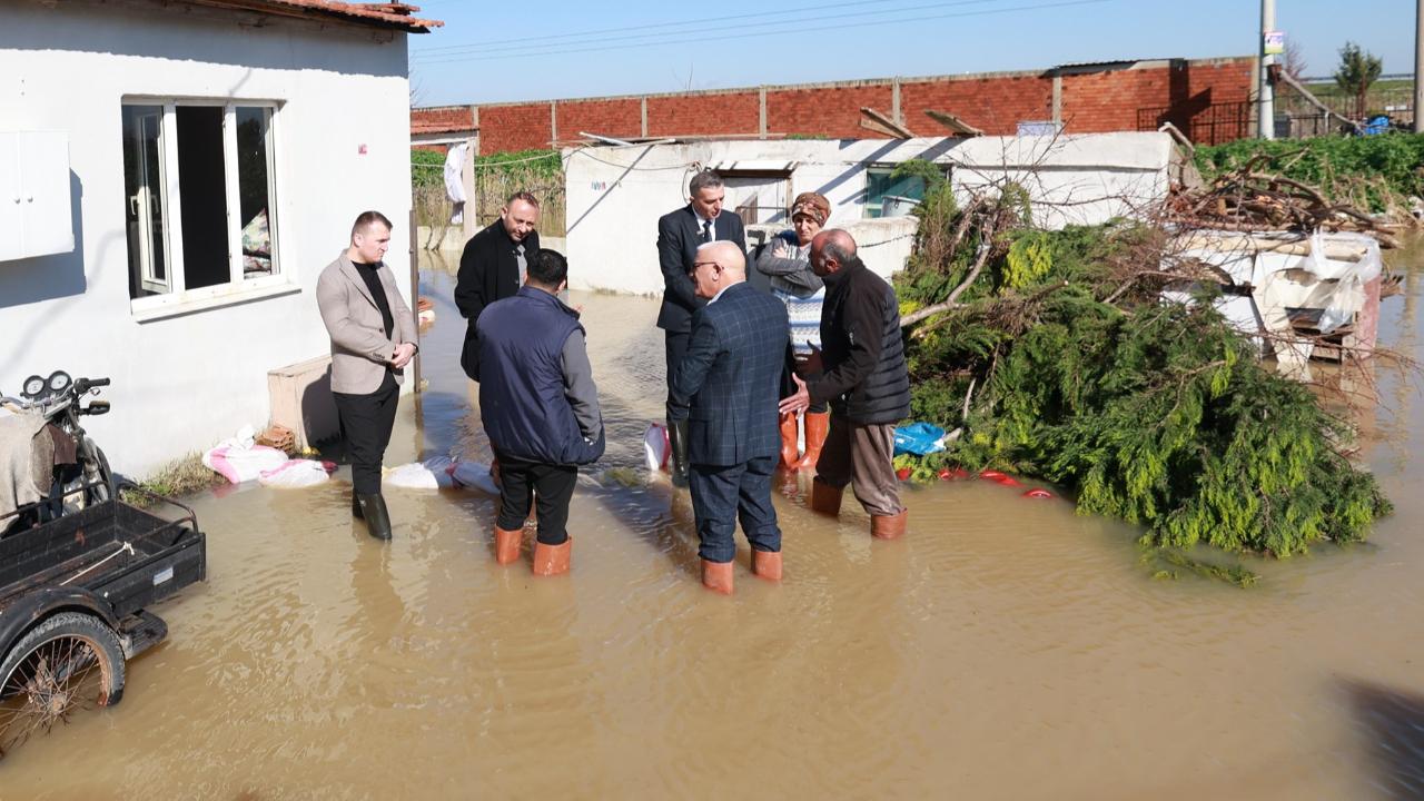 Başkan Şimşek Akpınar Mahallesi’nde İncelemelerde Bulundu