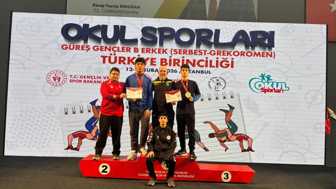 Manisalı Güreşçilerden Türkiye Şampiyonası’nda Çifte Madalya