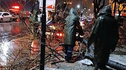 Şehzadeler’de Sağanak Seferberliği: Ekipler Gece Boyu Sahadaydı