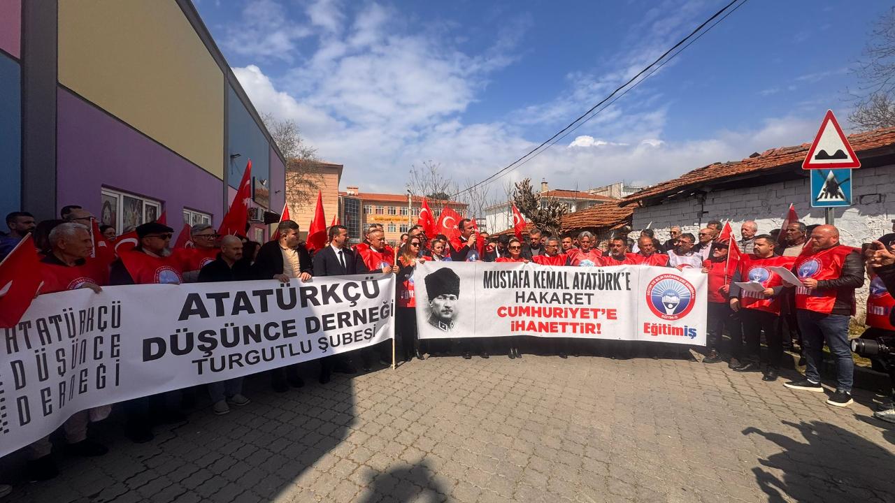 Eğitim-İş’ten Turgutlu’da sert açıklama