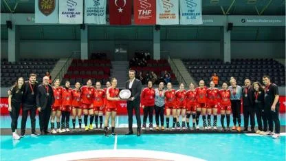 Manisa BBSK Hentbol Süper Lig’e Yükseldi