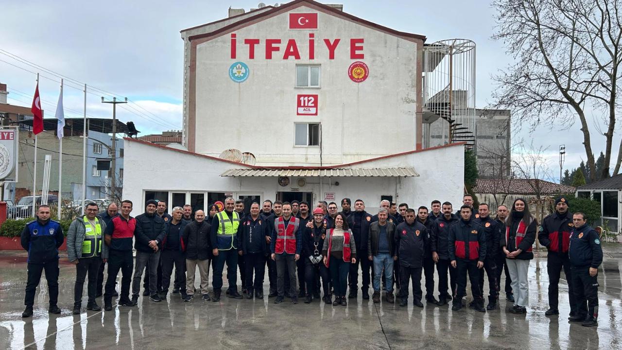 Manisa Büyükşehir Personeline Hayati Yüksekte Çalışma Eğitimi