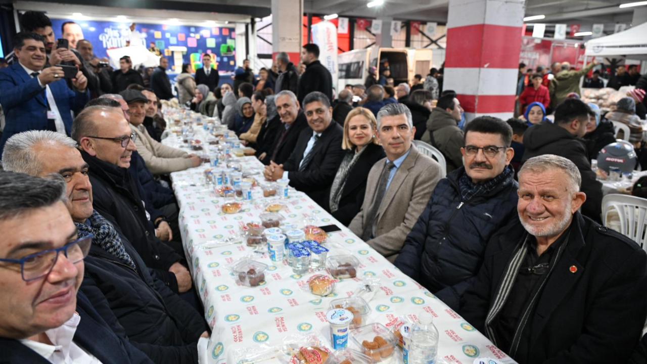 Manisa Büyükşehir’in iftar sofrası Soma’da