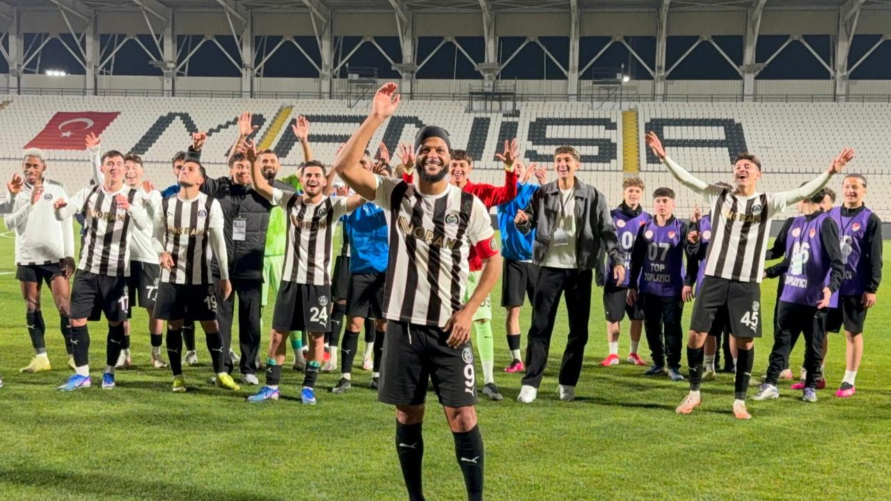 Manisa FK Sahasında Şov Yaptı: Sarıyer’i 3 Golle Geçti