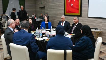 Manisa’da Şehit Aileleri ve Gaziler Onuruna Anlamlı İftar