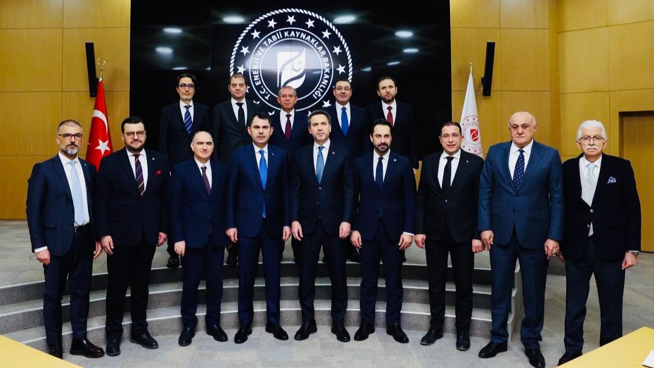 Mücahit Arınç’tan Somalı Maden İşçilerine Müjde Geldi