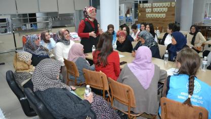 Muradiye KYK’da “Üç Kuşak Ramazan” Programı Düzenlendi