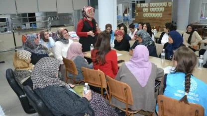 Muradiye KYK’da “Üç Kuşak Ramazan” Programı Düzenlendi