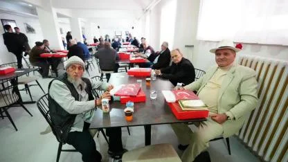 Başkan Besim Dutlulu’dan Huzurevi Sakinlerine Bayram Ziyareti