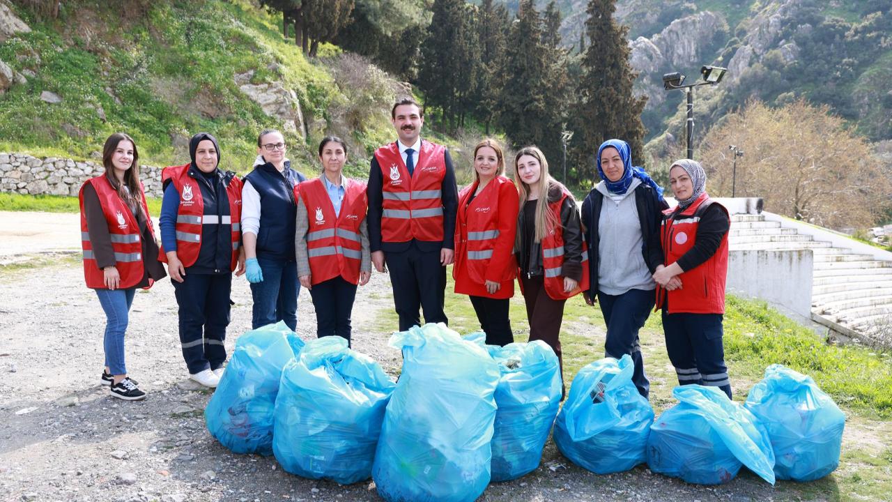 Şehzadeler Belediyesinden Spil Dağı’nda Çevre Seferberliği