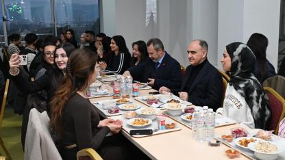 Vahdettin Özkan, Manisa Celal Bayar Üniversitesi Öğrencileriyle İftar Programında Buluştu