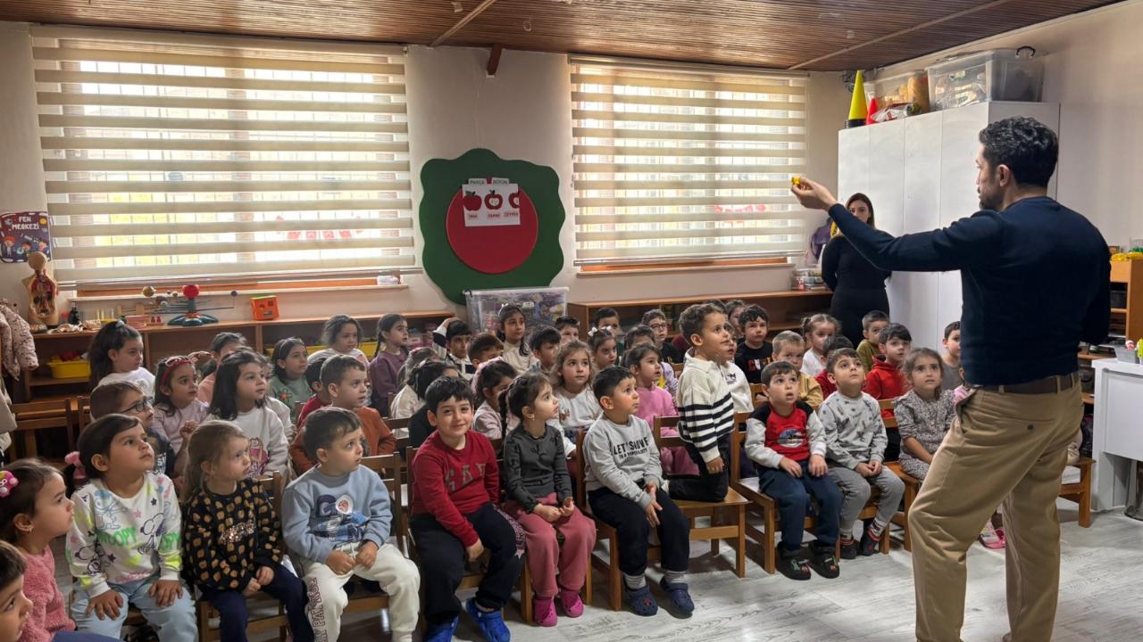 Yunusemre’de Miniklere Ağız ve Diş Sağlığı Eğitimi