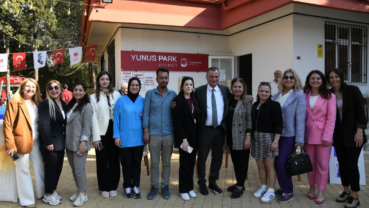 Emekli Kafe’de Alzheimer Farkındalık Sergisi