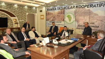 Kamyoncular İsyanda: Anahtar Parti’den Ziyaret