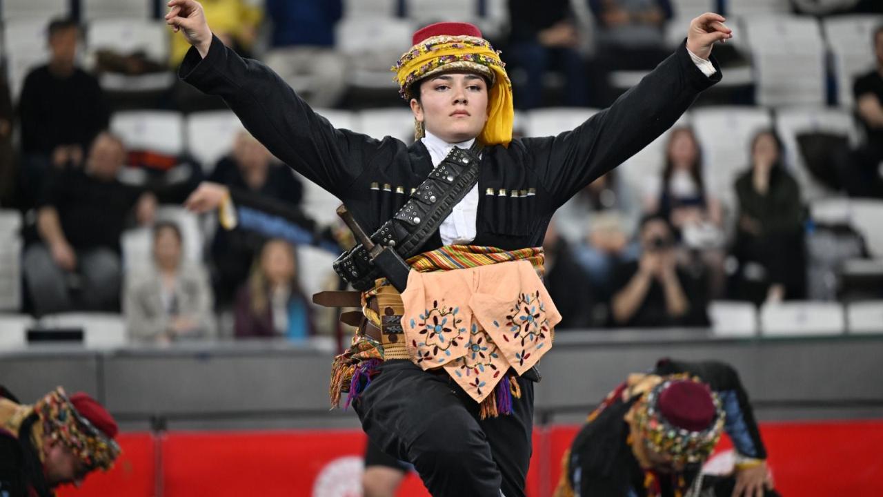 Manisa’da Halk Oyunları Yarışmasına Belediyespor Damgası