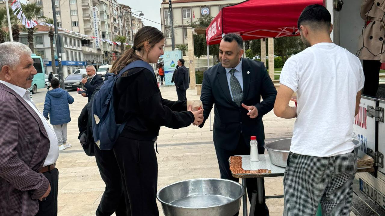 Şehzadeler’de polis teşkilatı için lokma hayrı