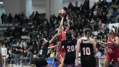 Turgutlu Belediyespor Tarihi Şampiyonluk Kapısında