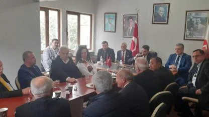 Uysal’dan Manisa’da Ekonomi ve Demokrasi Vurgusu