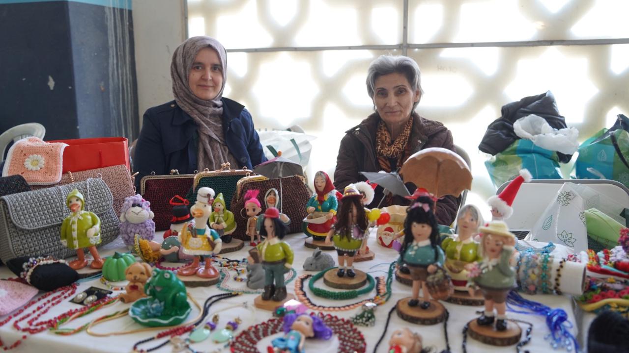 Yunusemre’de Kadın Emeği Pazarı Dayanışmayı Büyütüyor