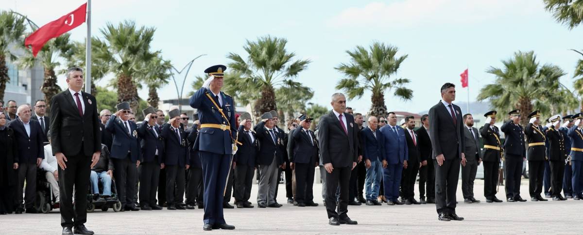 Aliağa’da Cumhuriyetin 102. Yılı Coşkuyla Başladı