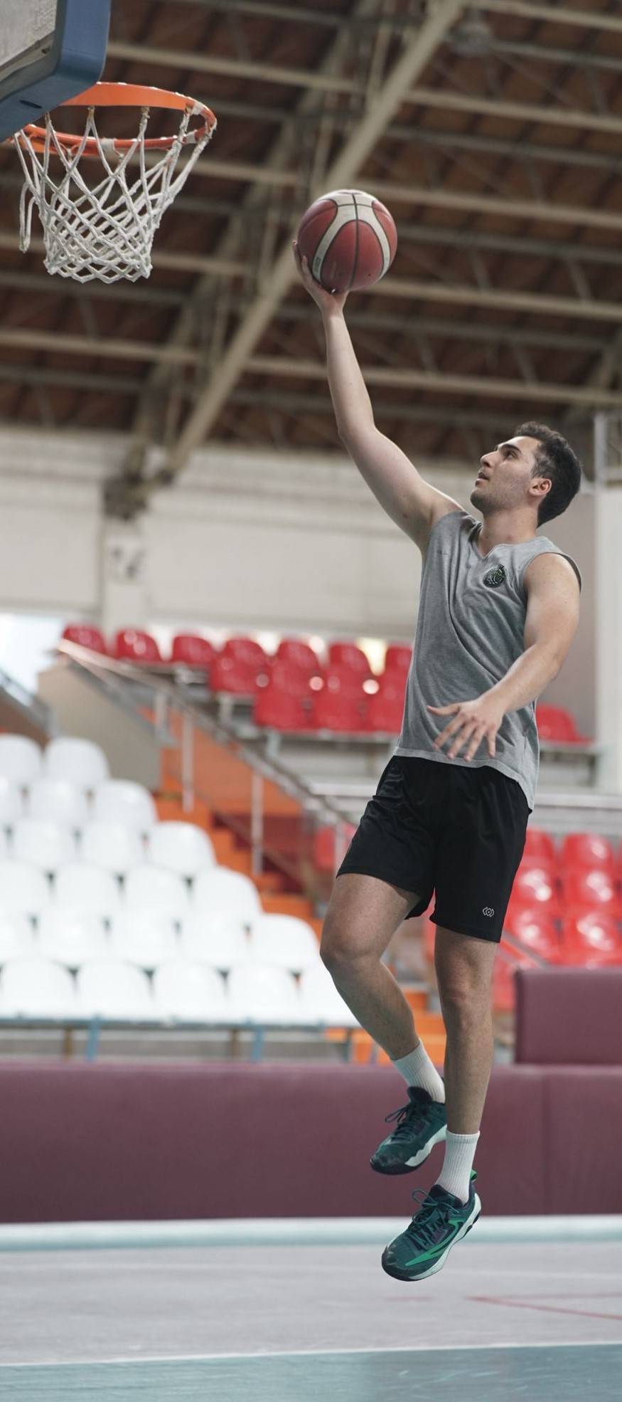 Akhisar Belediye Basketbol sezona hazırlanıyor