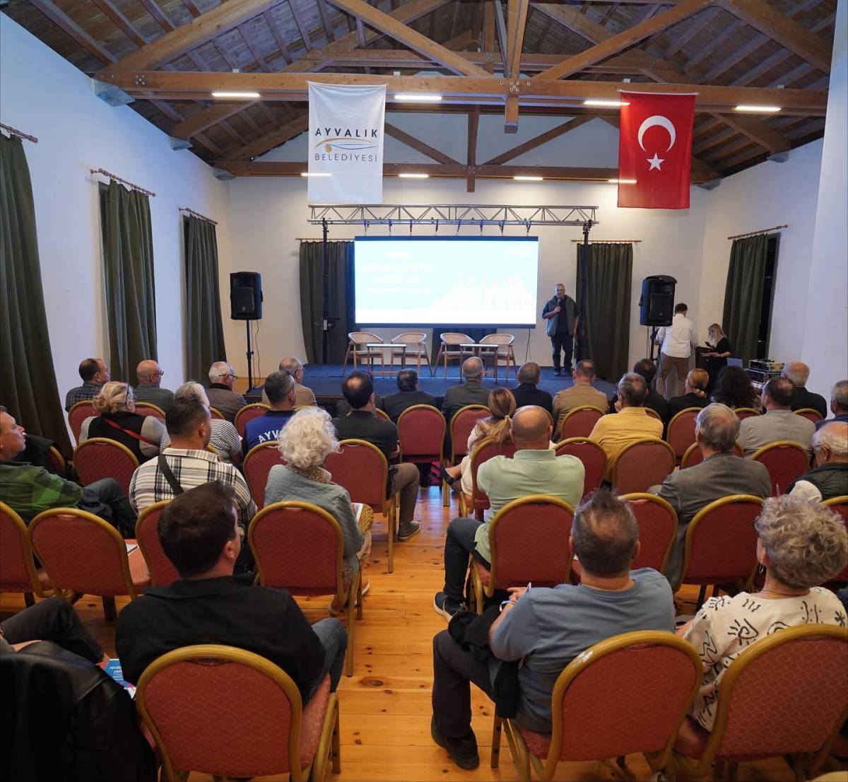 Ayvalık’ta Kent Buluşmaları Başladı: Şehir Yayalaşacak mı?