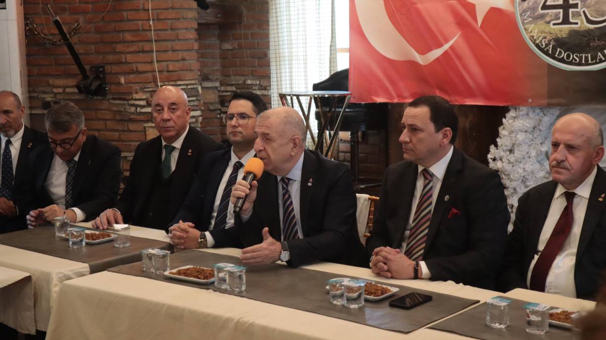 Ümit Özdağ: Türkiye’ye göç, organize suç ve ekonomik kriz uyarısı”