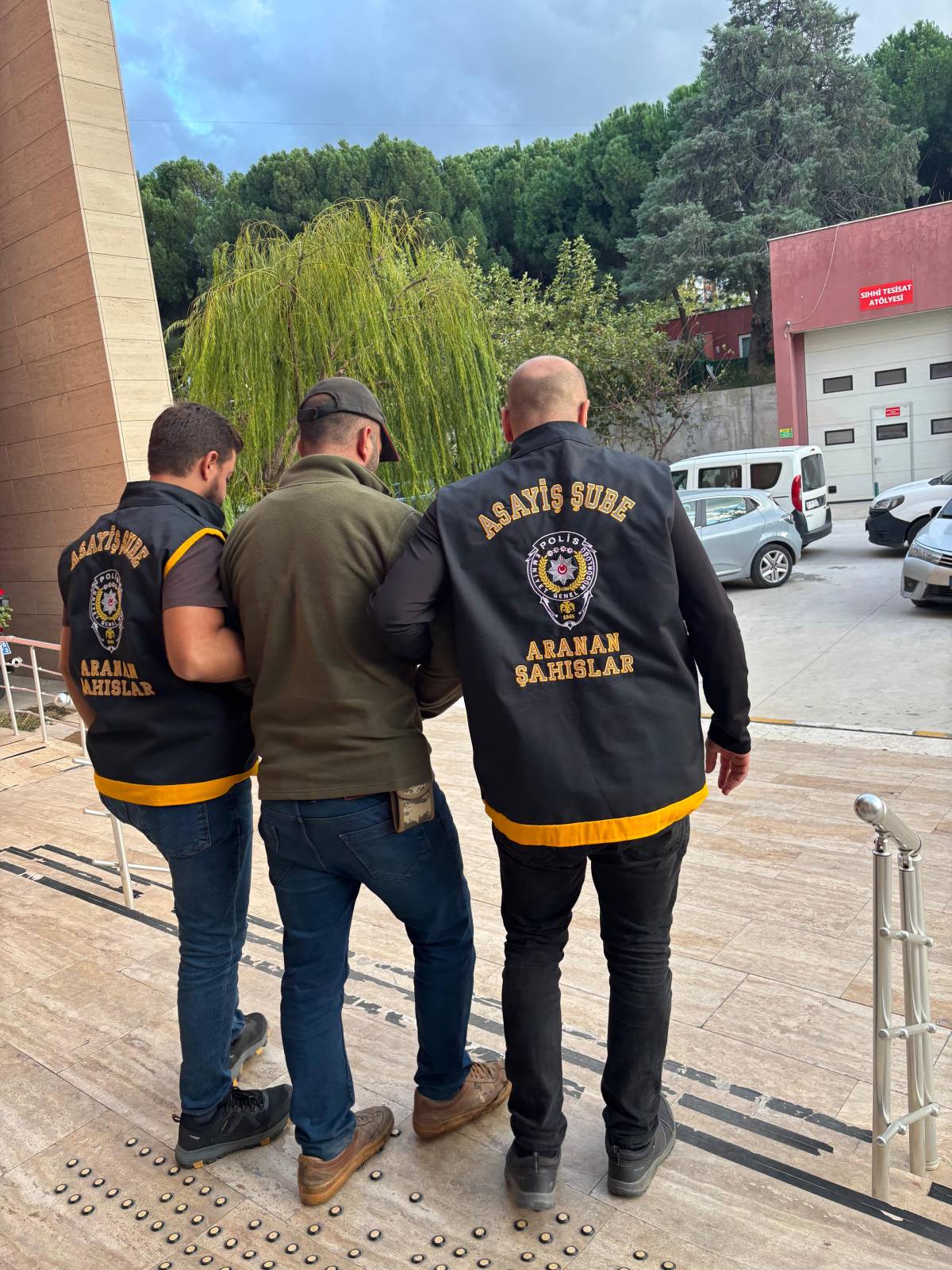 Manisa’da 5 Yıldır Firari Olan Şahıs Ahmetli’de Yakalandı