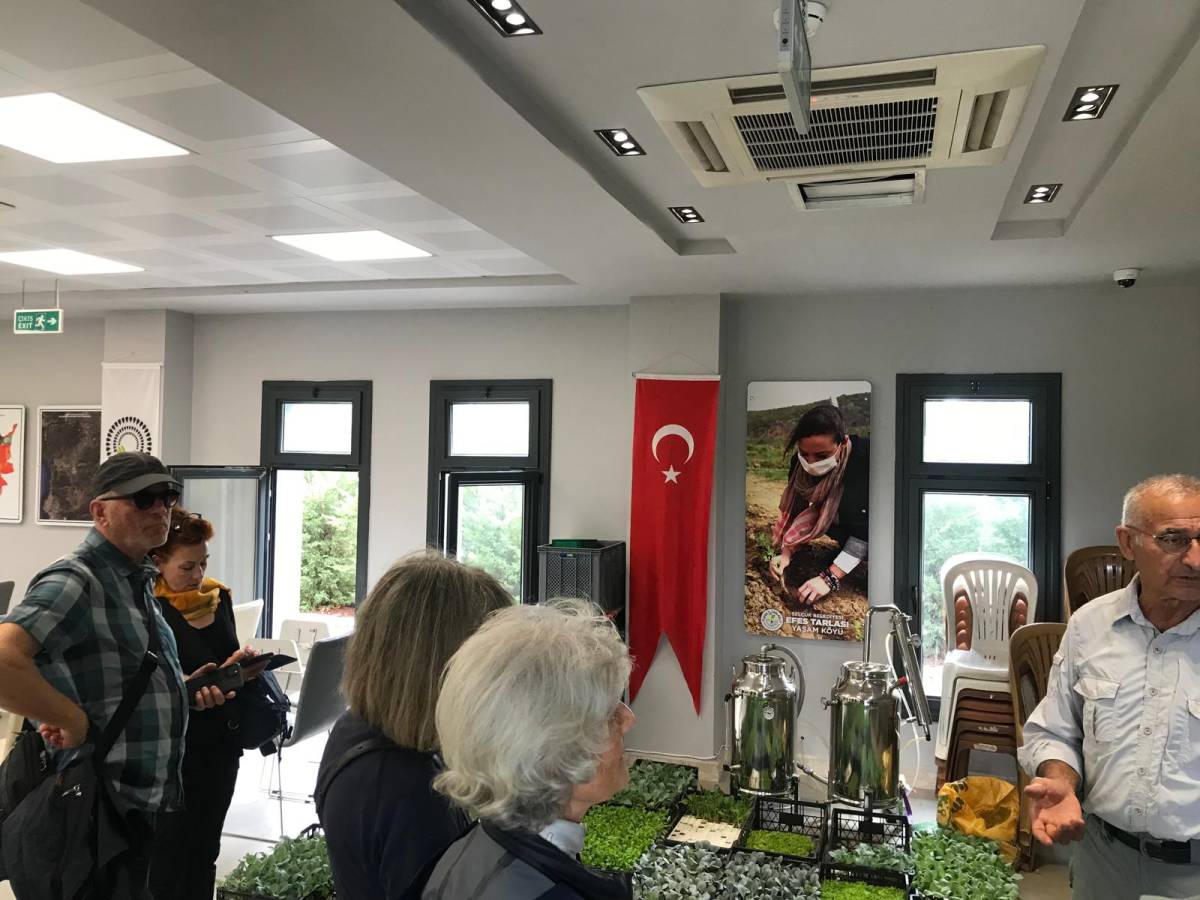 Efes Tarlası Yaşam Köyü’ne Uluslararası İlgi Büyüyor