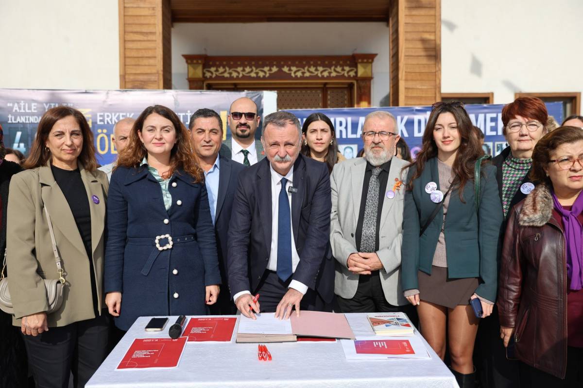 Yunusemre’de Ev İçi Şiddetle Mücadele Belgesi İmzalandı