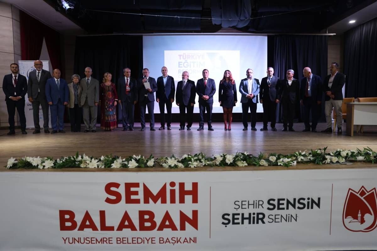 Türkiye Eğitim Reformu Yunusemre’de masaya yatırıldı