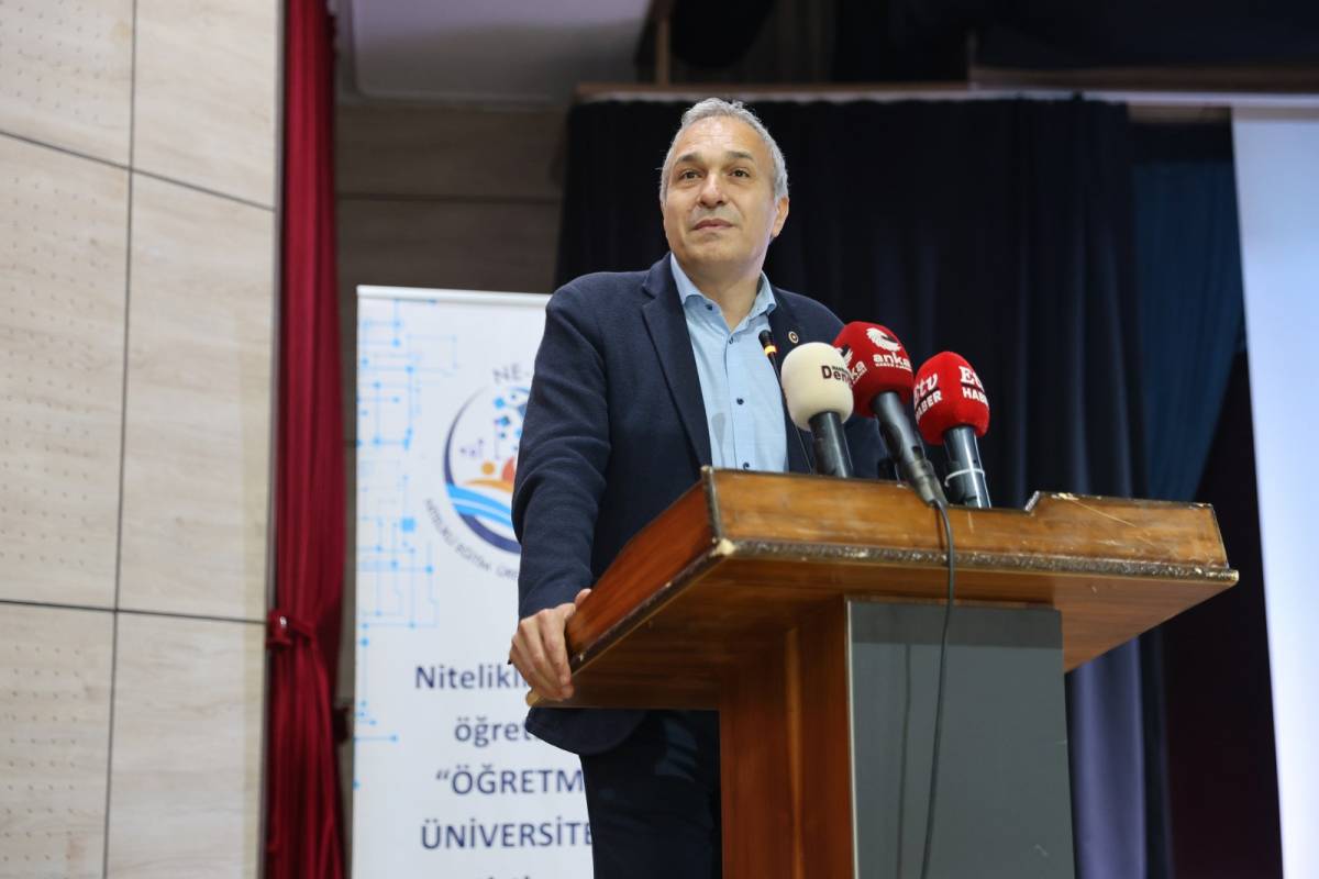 Türkiye Eğitim Reformu Yunusemre’de masaya yatırıldı