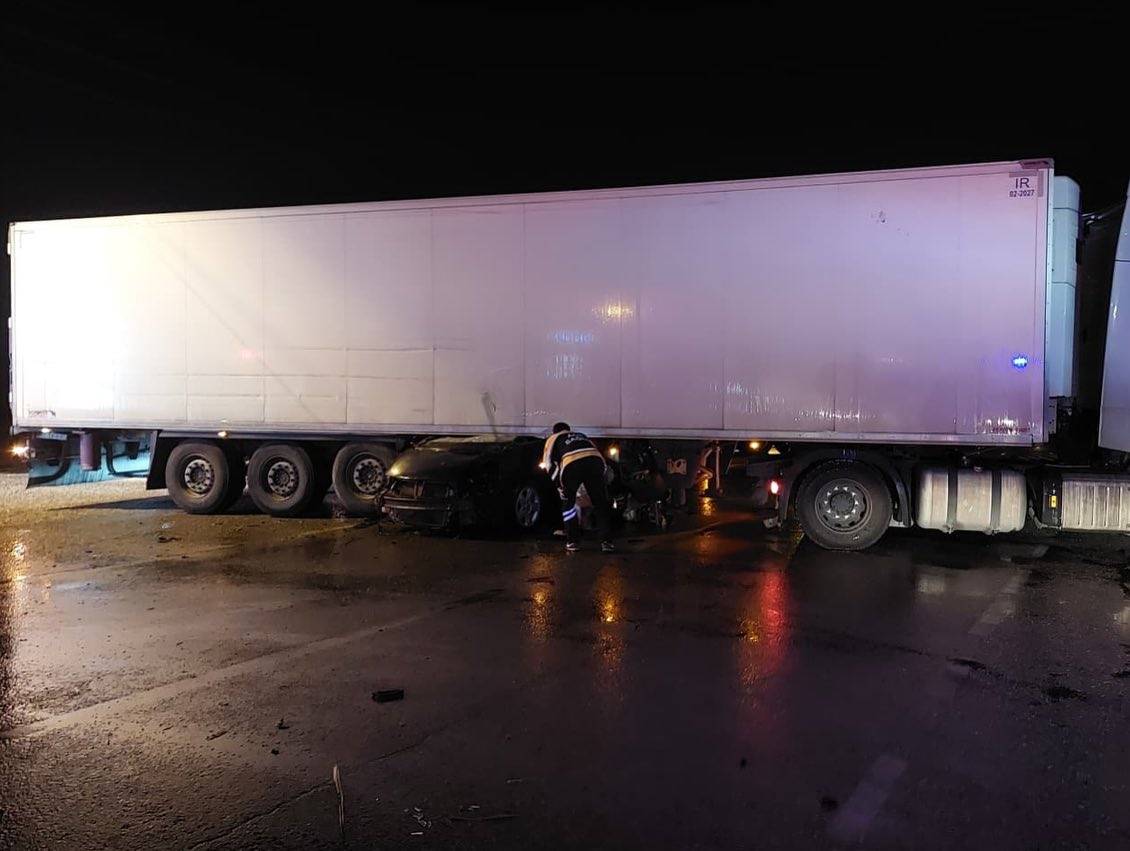 Akhisar Kapaklı yolunda feci trafik kazası: 2 ölü