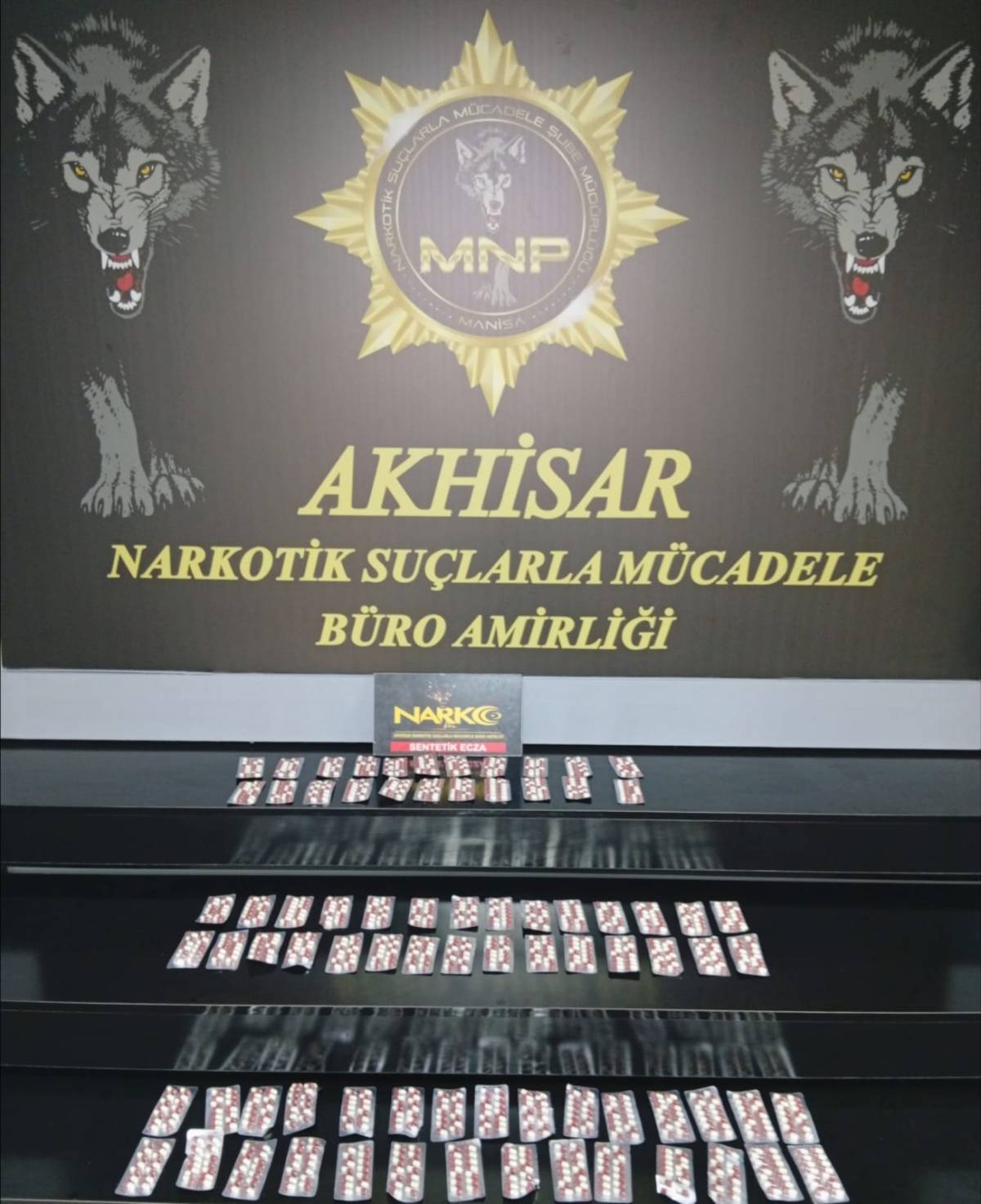 Akhisar’da Zehir Tacirlerine Darbe: 1.147 Sentetik Ecza Ele Geçirildi