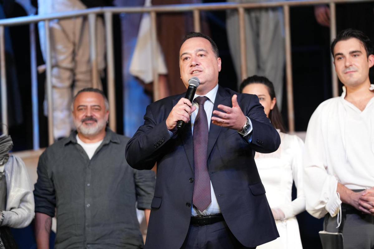 Shakespeare’in Ölümsüz Eseri Romeo ve Juliet Manisa’da Sahnelendi