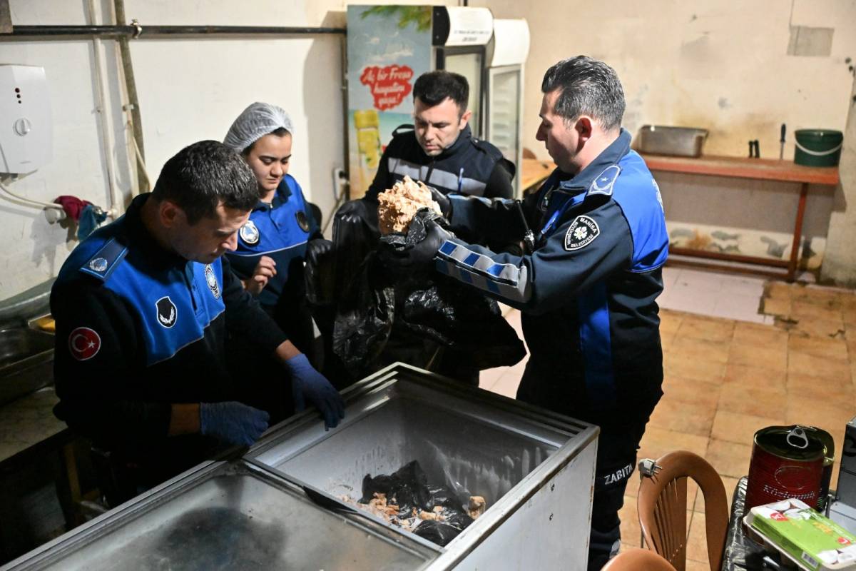 Manisa'da hijyen kurallarına uymayan işletme mühürlendi