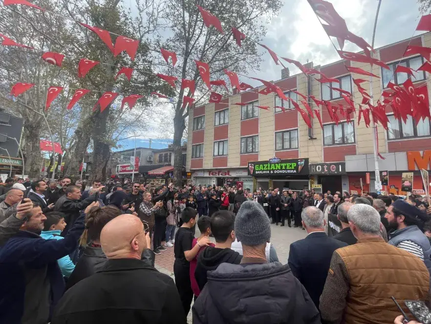 Saadetli gençlerden Papa 14. Leo'nun İznik ziyaretine tepki